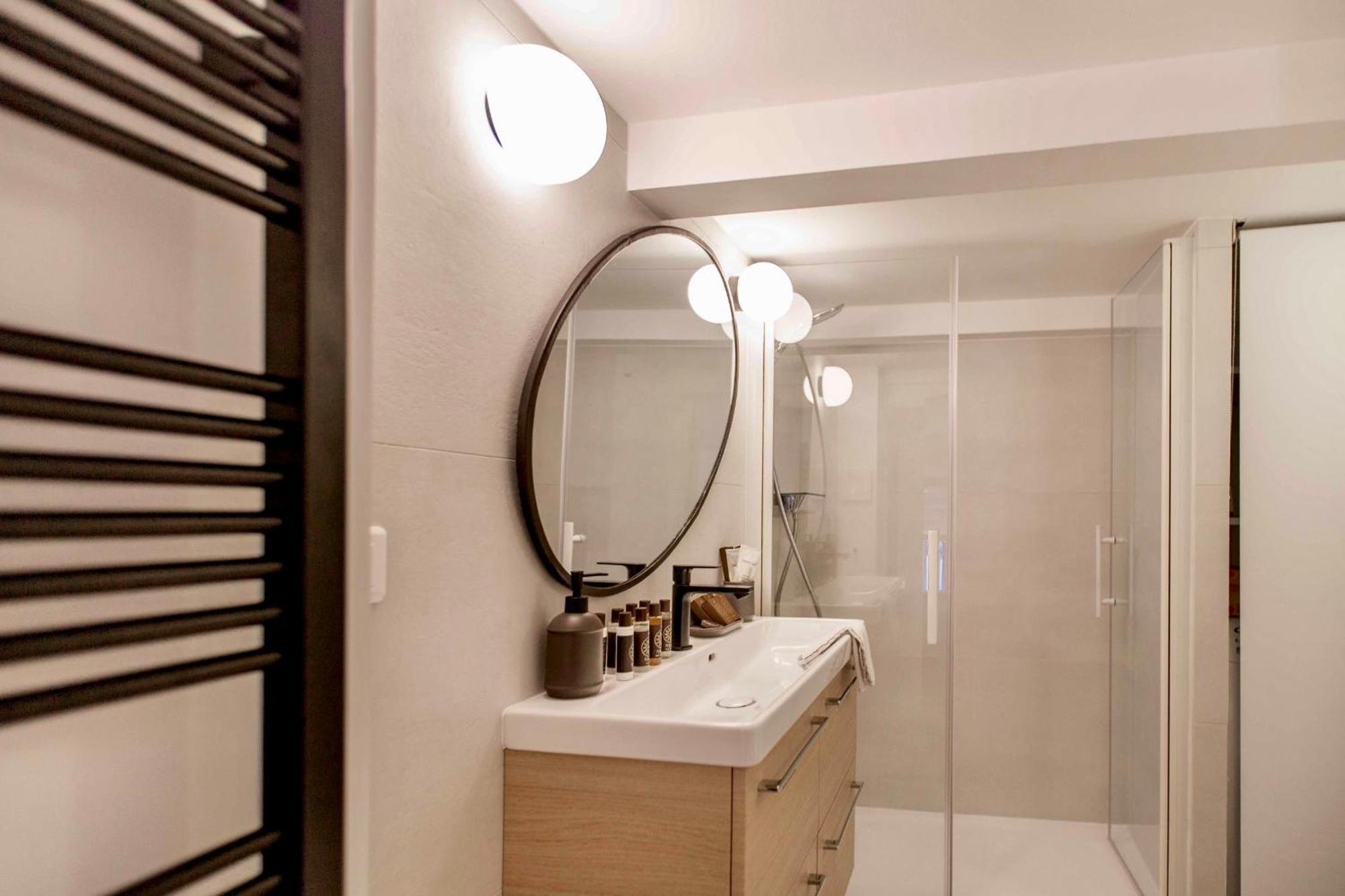 Suede Promenade Duplex Apartment At 1 Min From The Sea 2 Bathrooms Nice Eksteriør billede